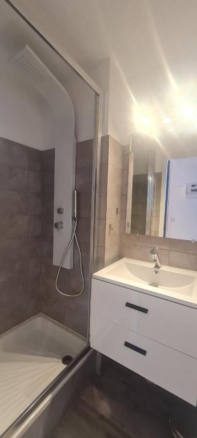 אגדה Appartement Avec Balcon, Vue Mer, Piscine, Parking מראה חיצוני תמונה